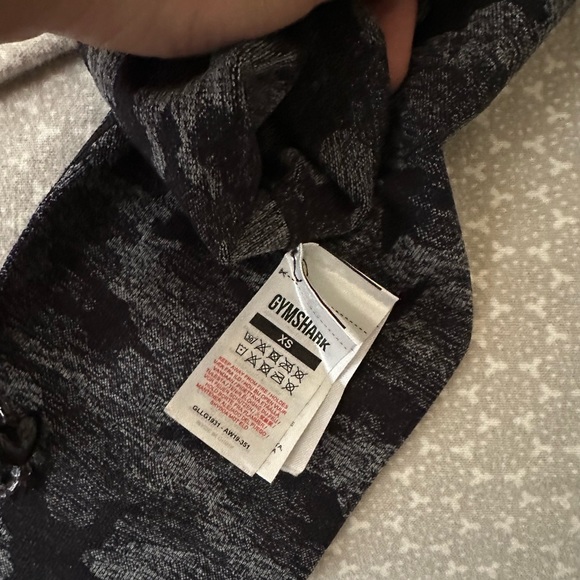 Gymshark Black Camo seamless legging - Picture 2 of 4